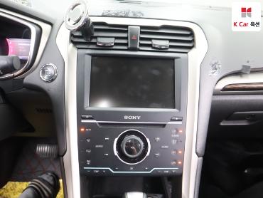 2013 - ford fusion