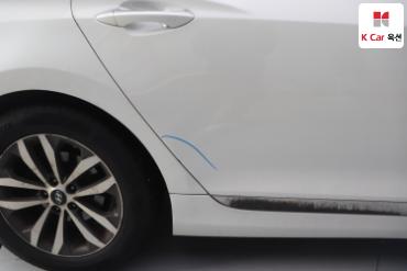2011 - hyundai grandeur