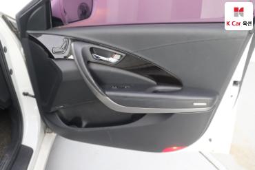 2011 - hyundai grandeur
