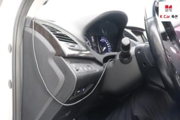 2011 - hyundai grandeur