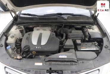 2011 - hyundai grandeur