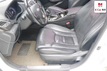 2011 - hyundai grandeur