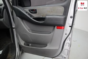 2017 - hyundai grand starex