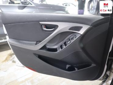 2015 - hyundai avante