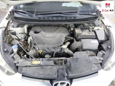 2015 - hyundai avante