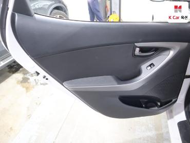 2015 - hyundai avante