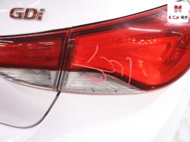 2015 - hyundai avante