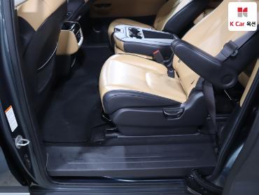 2021 - kia carnival