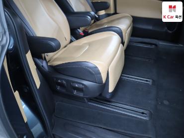 2021 - kia carnival
