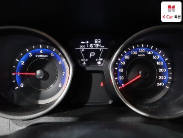 2013 - hyundai avante