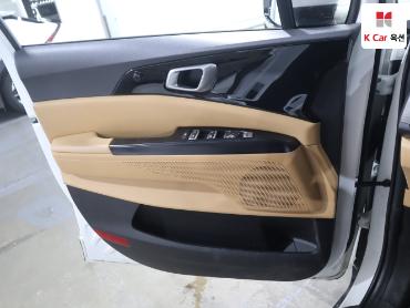 2021 - kia carnival