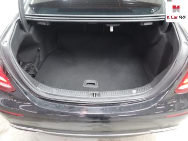 2017 - mercedes-benz e300