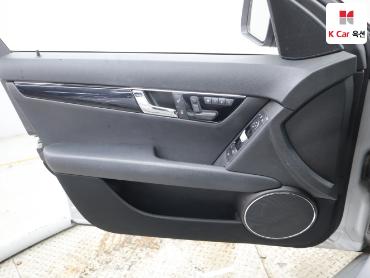 2009 - mercedes-benz c200k