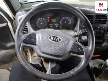 2014 - kia bongo iii