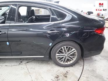 2018 - hyundai grandeur