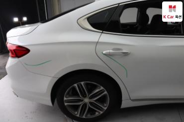 2018 - hyundai grandeur