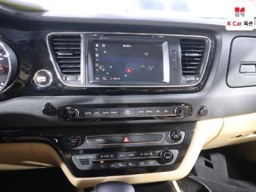 2017 - kia carnival