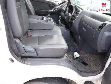 2017 - kia bongo iii