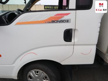 2017 - kia bongo iii