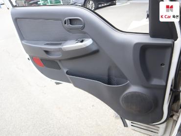 2017 - kia bongo iii