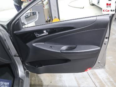 2011 - hyundai sonata