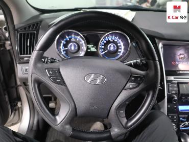 2011 - hyundai sonata