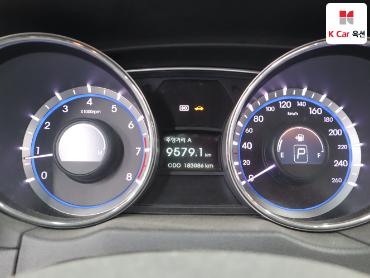 2011 - hyundai sonata