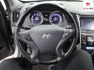 2011 - hyundai sonata