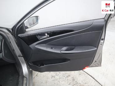 2011 - hyundai sonata