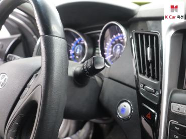 2011 - hyundai sonata