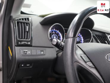 2011 - hyundai sonata