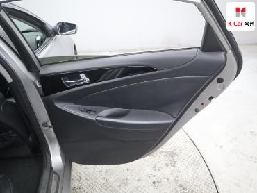 2011 - hyundai sonata