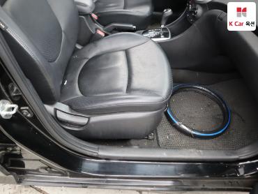 2011 - hyundai accent
