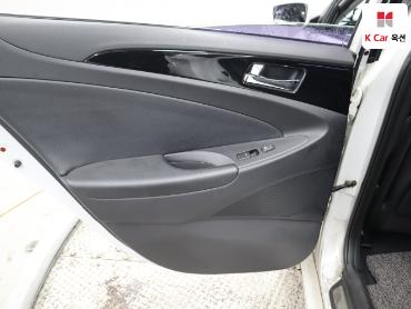 2011 - hyundai sonata