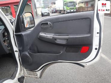 2019 - kia bongo iii