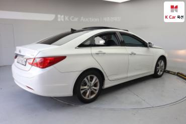2010 - hyundai sonata