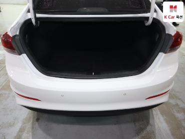 2017 - hyundai avante