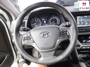 2017 - hyundai avante