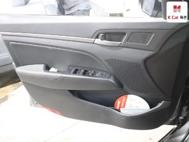 2016 - hyundai avante