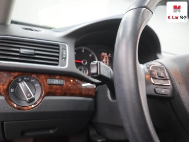 2013 - volkswagen passat