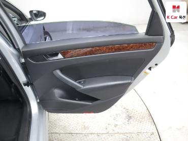 2013 - volkswagen passat