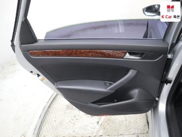 2013 - volkswagen passat