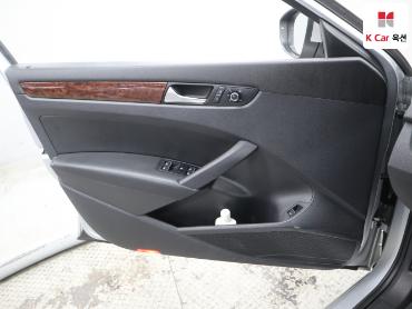 2013 - volkswagen passat