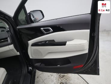 2021 - kia carnival