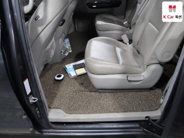 2018 - kia carnival