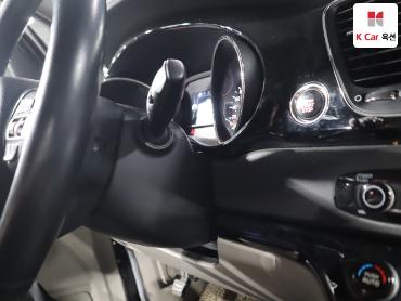 2018 - kia carnival