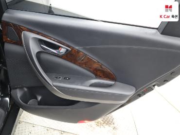 2018 - hyundai aslan