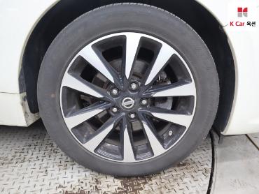 2018 - nissan altima