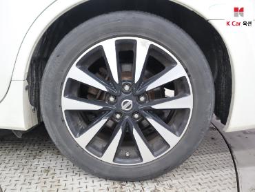2018 - nissan altima