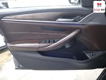 2017 - bmw 5 series